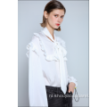 WITTE BLOUSE MET STrik